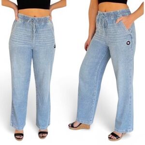 Vanilla Star 8 ball light wash elastic waist pull on wide leg pants size small